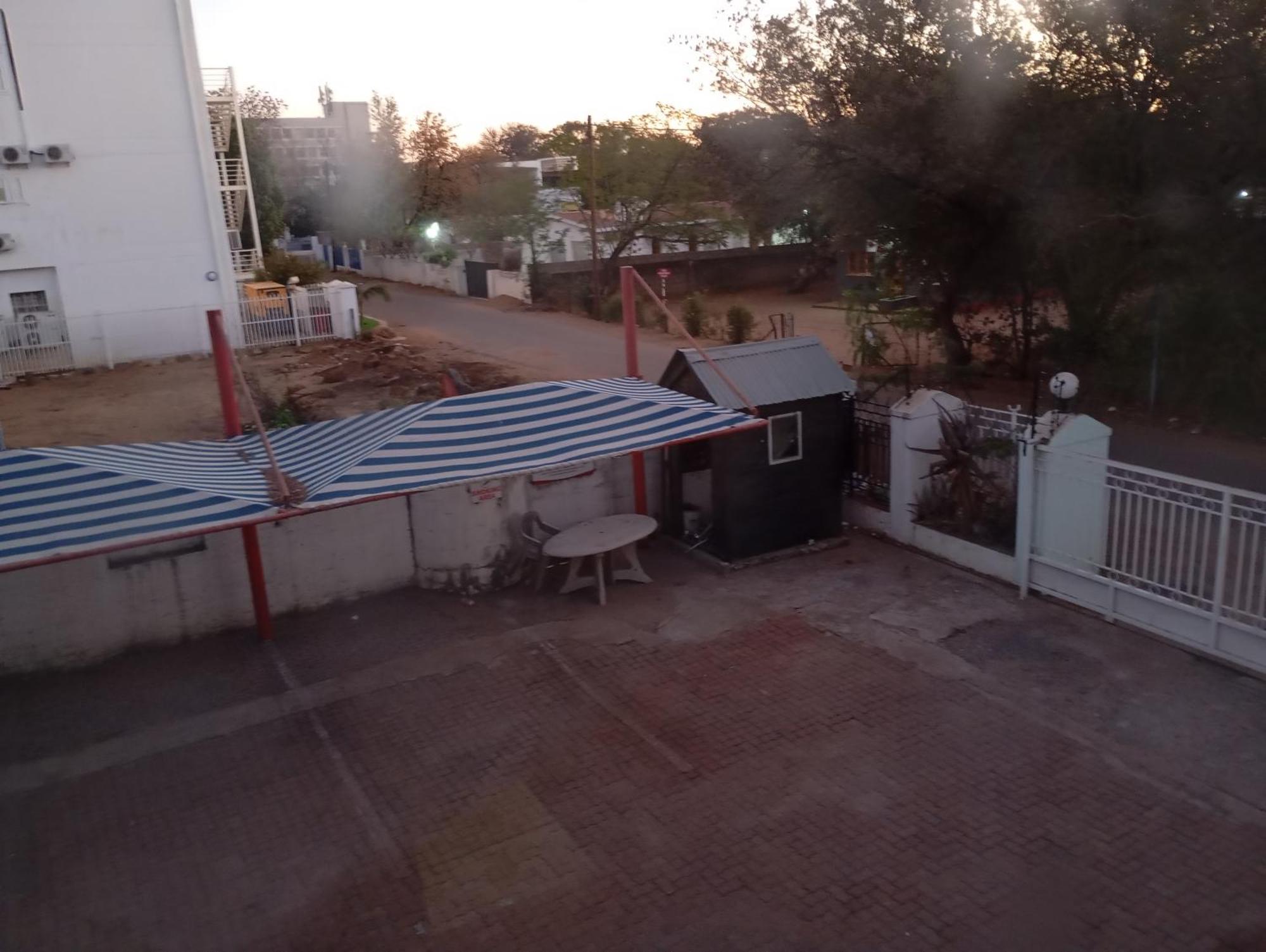 גאבורון Brackendene Lodge מראה חיצוני תמונה