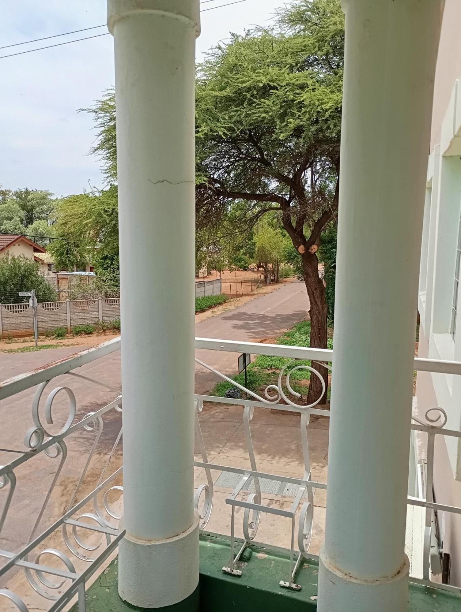 גאבורון Brackendene Lodge מראה חיצוני תמונה
